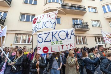 Demonstracja nauczycieli w Warszawie