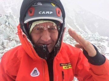 Denis Urubko podczas wyprawy na K2