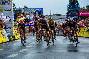 Deszczowy finisz w Rzeszowie, van Poppel wygrywa 5. etap Tour de Pologne
