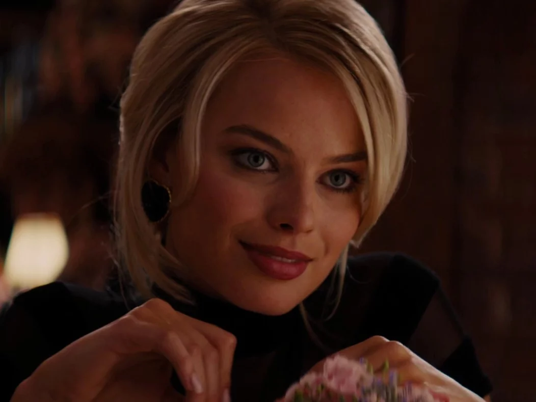 Margot Robbie w filmie „Wilk z Wall Street”