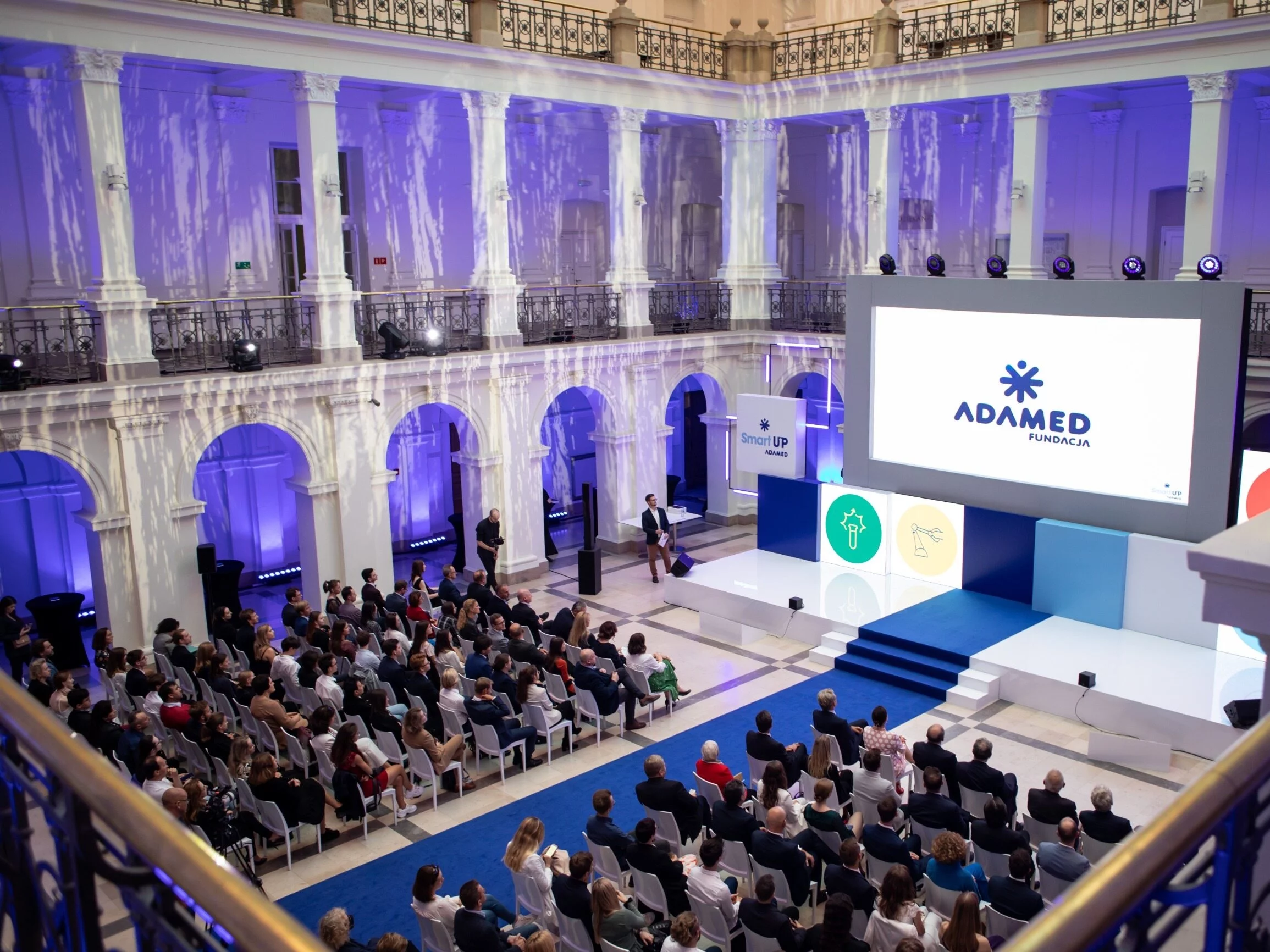 Do nich należy przyszłość polskiej nauki – znamy już tegorocznych laureatów i stypendystów programu ADAMED SmartUP