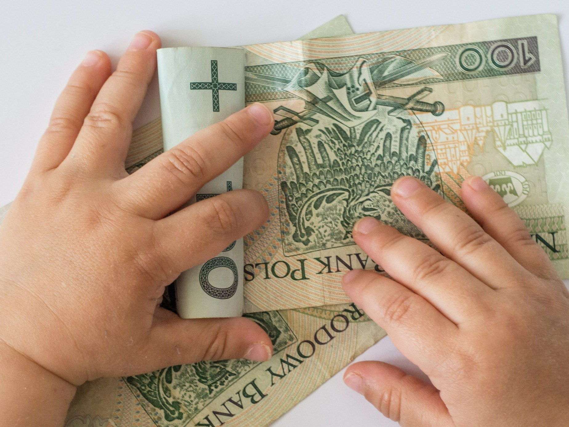 Dodatkowe 400 zł dla rodziców. Ale tylko dla wybranej grupy