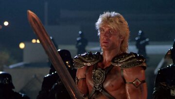Dolph Lundgren w roli He-Mana w filmie „Władcy Wszechświata” z 1987 roku