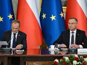 Donald Tusk i Andrzej Duda na posiedzeniu Rady Gabinetowej
