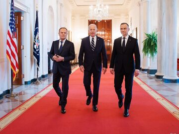 Donald Tusk, Joe Biden i Andrzej Duda