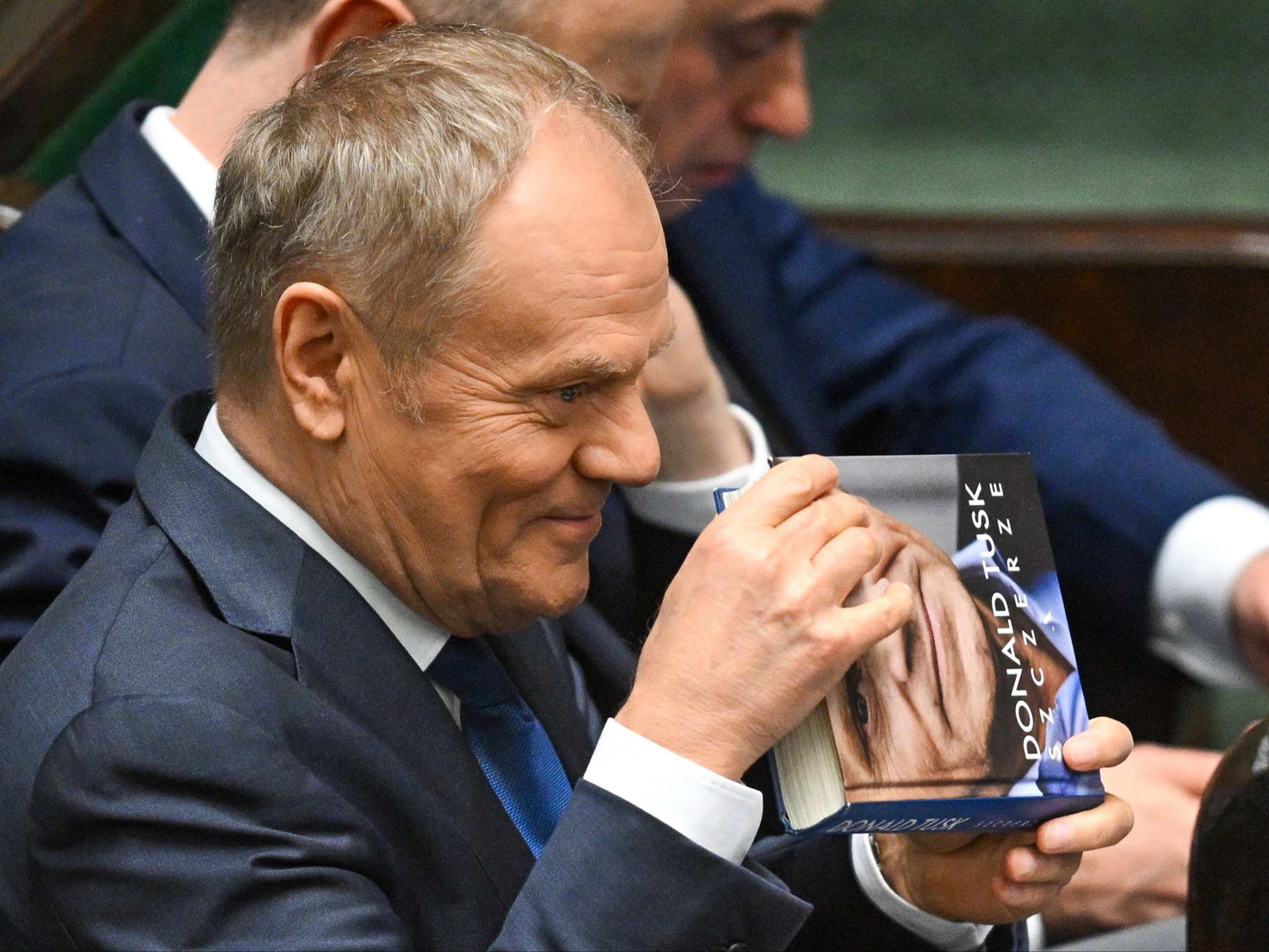 Tusk chce „zastopować politycznych szaleńców”. Błyskawiczna reakcja PiS: „Zdrajco”