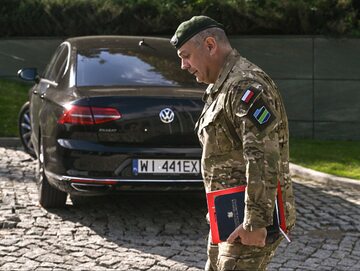 Dowódca Generalny Rodzajów Sił Zbrojnych gen. broni Wiesław Kukuła na naradzie w BBN