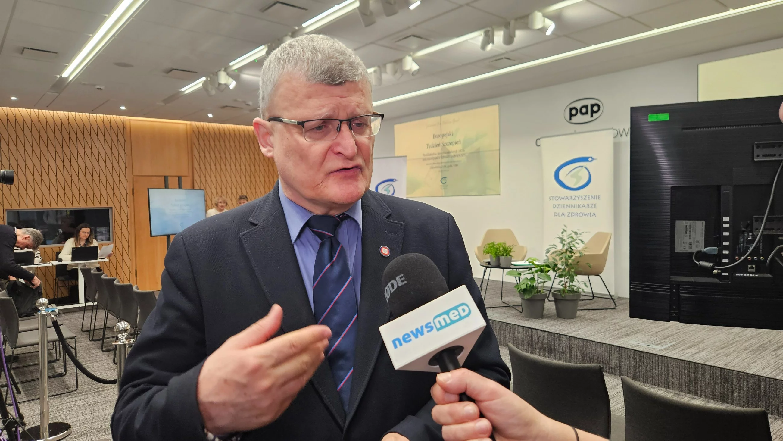 Dr Paweł Grzesiowski