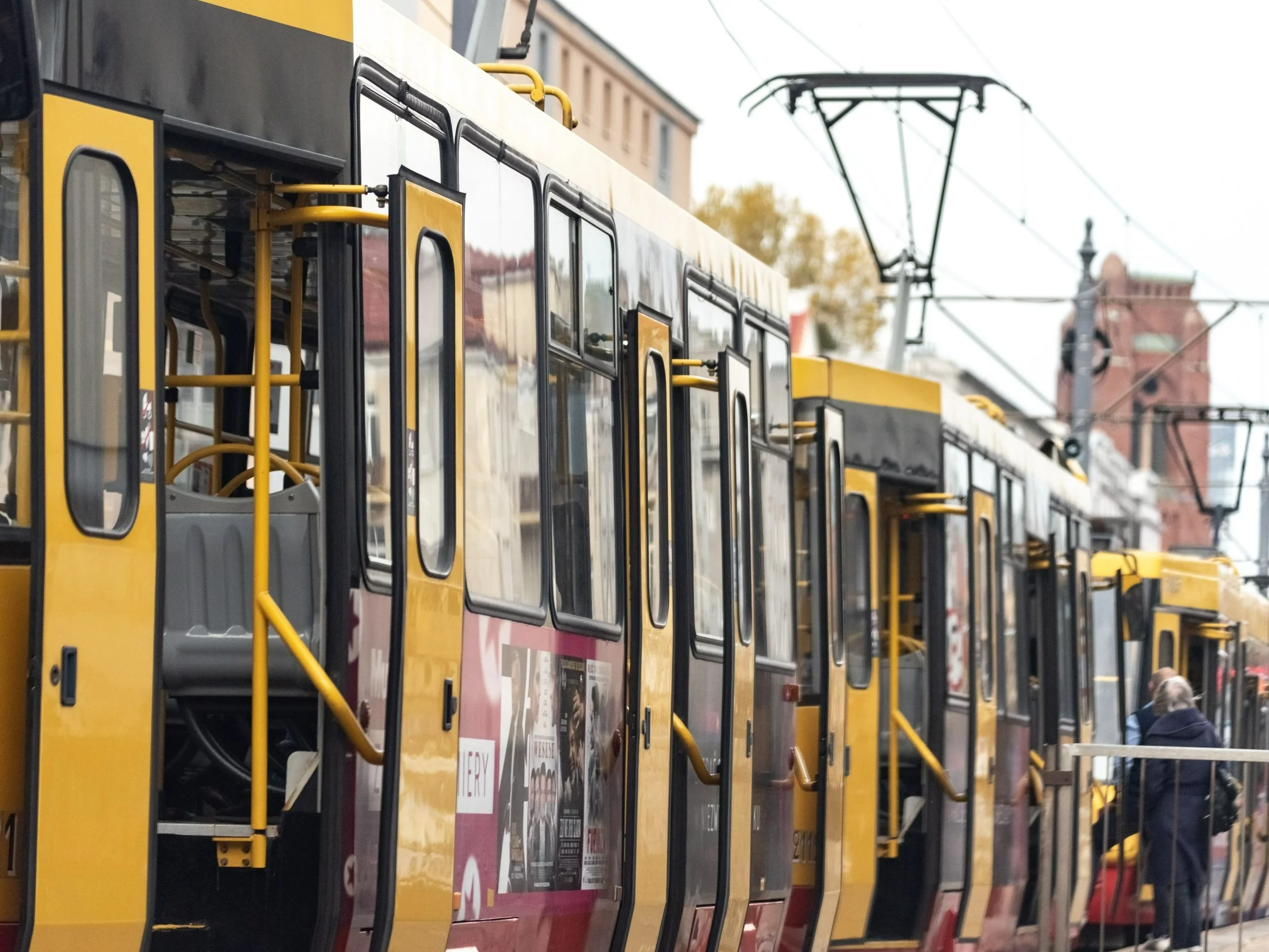 Dramat w centrum Warszawy. Dwóch motorniczych w szpitalu