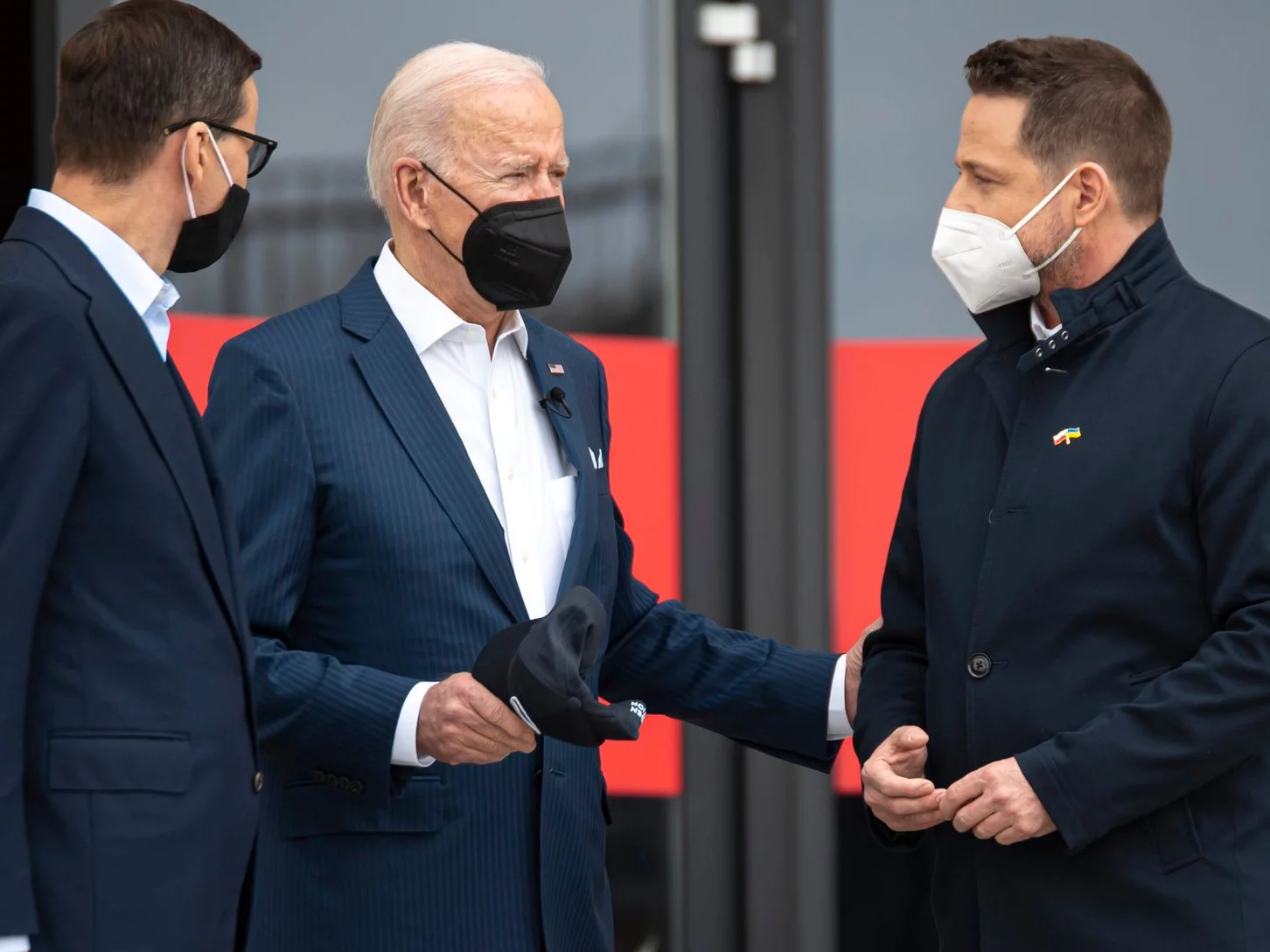 Mateusz Morawiecki, Joe Biden i Rafał Trzaskowski