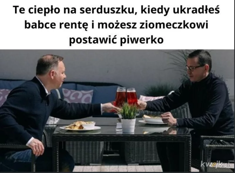 Mem z Andrzejem Dudą i Mateuszem Morawieckim