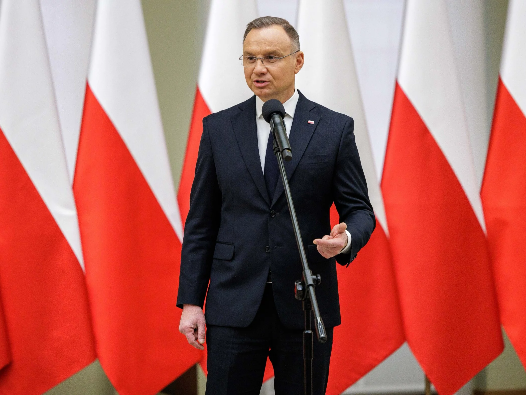 „Duda się odpalił, nie wytrzymał ciśnienia”? Były prezydent o „żarliwej debacie”