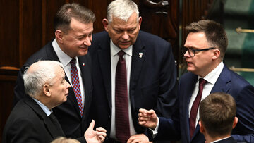 Dyskusja Jarosława Kaczyńskiego z Szymonem Hołownią