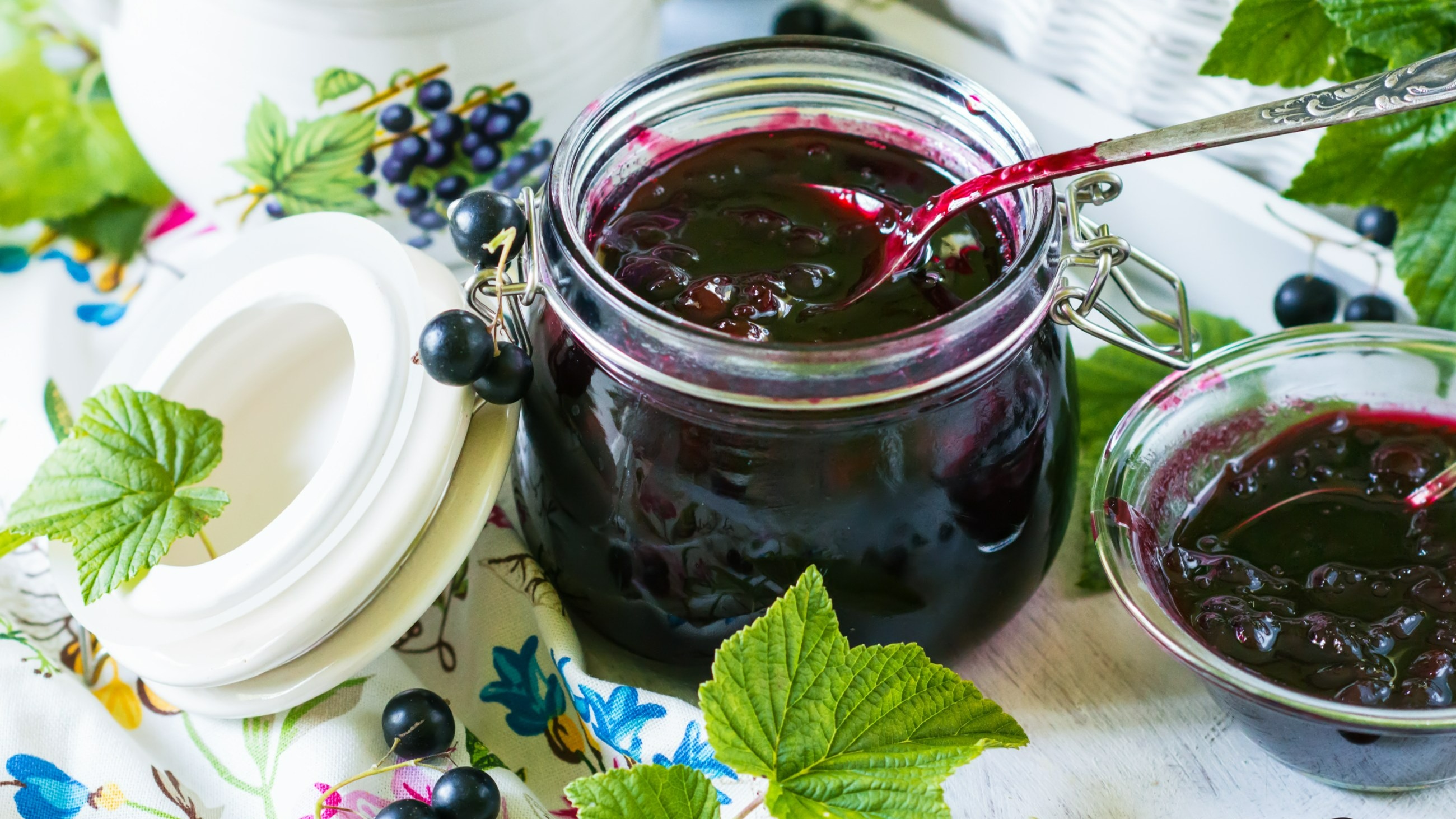 To najlepszy dżem z czarnej porzeczki. Wychodzi gęsty, aromatyczny i nie pleśnieje w czasie przechowywania