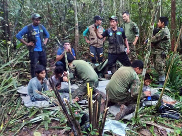 Dzieci odnalezione w dżungli w Kolumbii