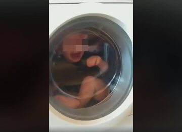 Dziecko zamknięte w pralce. Screenshot z nagrania