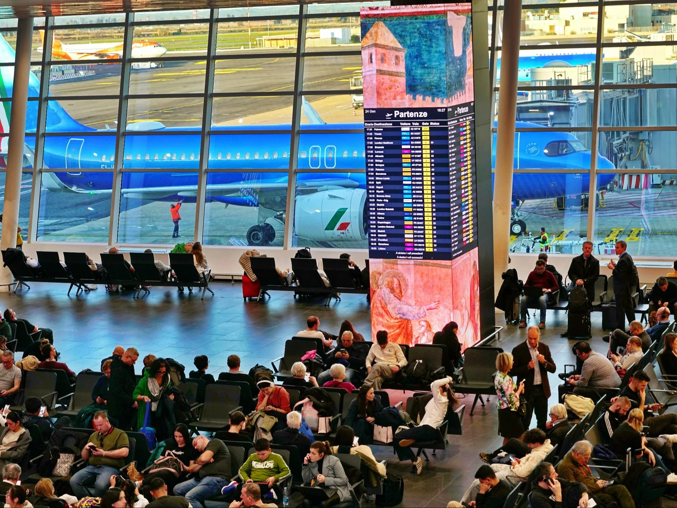 Polskie MSZ ostrzega. Strajk w europejskim kraju może utrudnić podróże