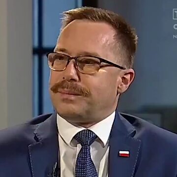Dziennikarz TVP3 Opole Tomasz Gdula
