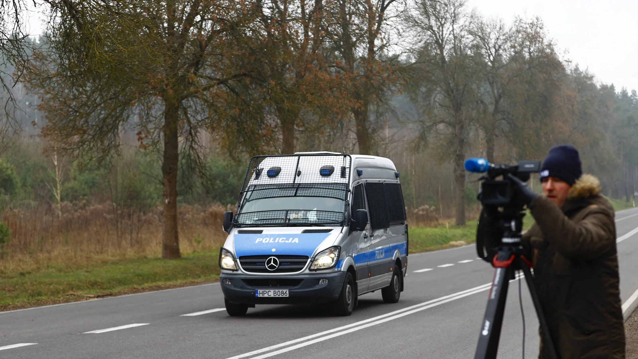 Dziennikarz przy strefie stanu wyjątkowego