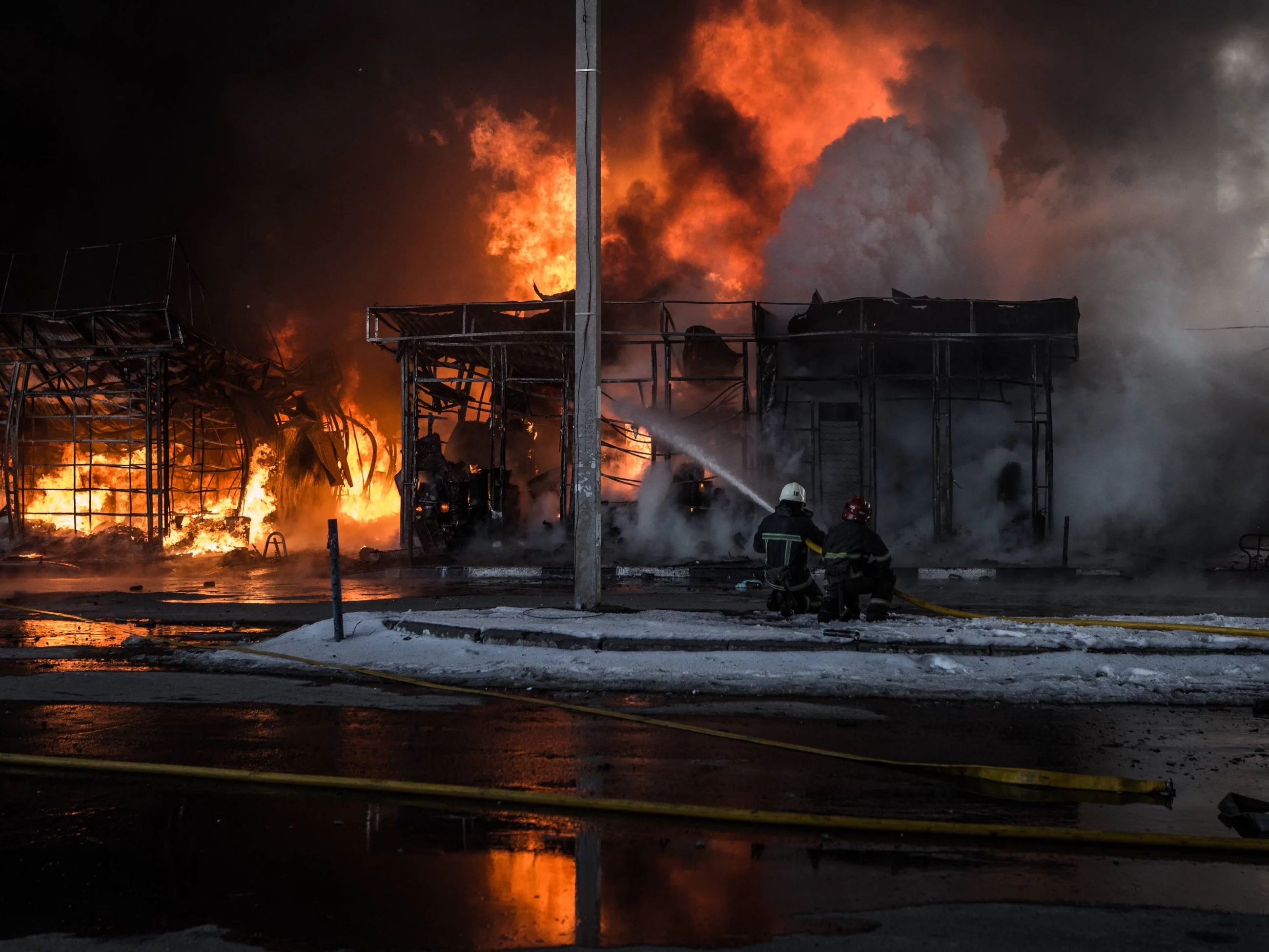 Pożar w centrum Charkowa po rosyjskim ostrzale