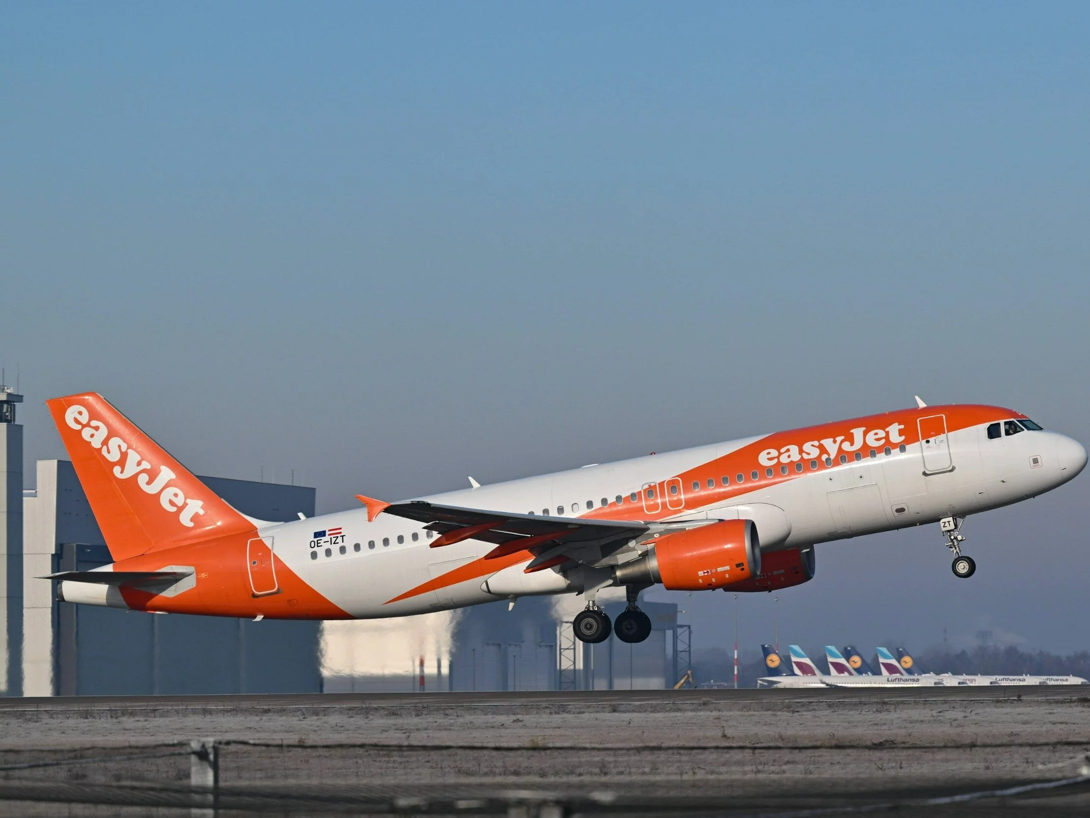 Samolot easyJet/zdjęcie poglądowe