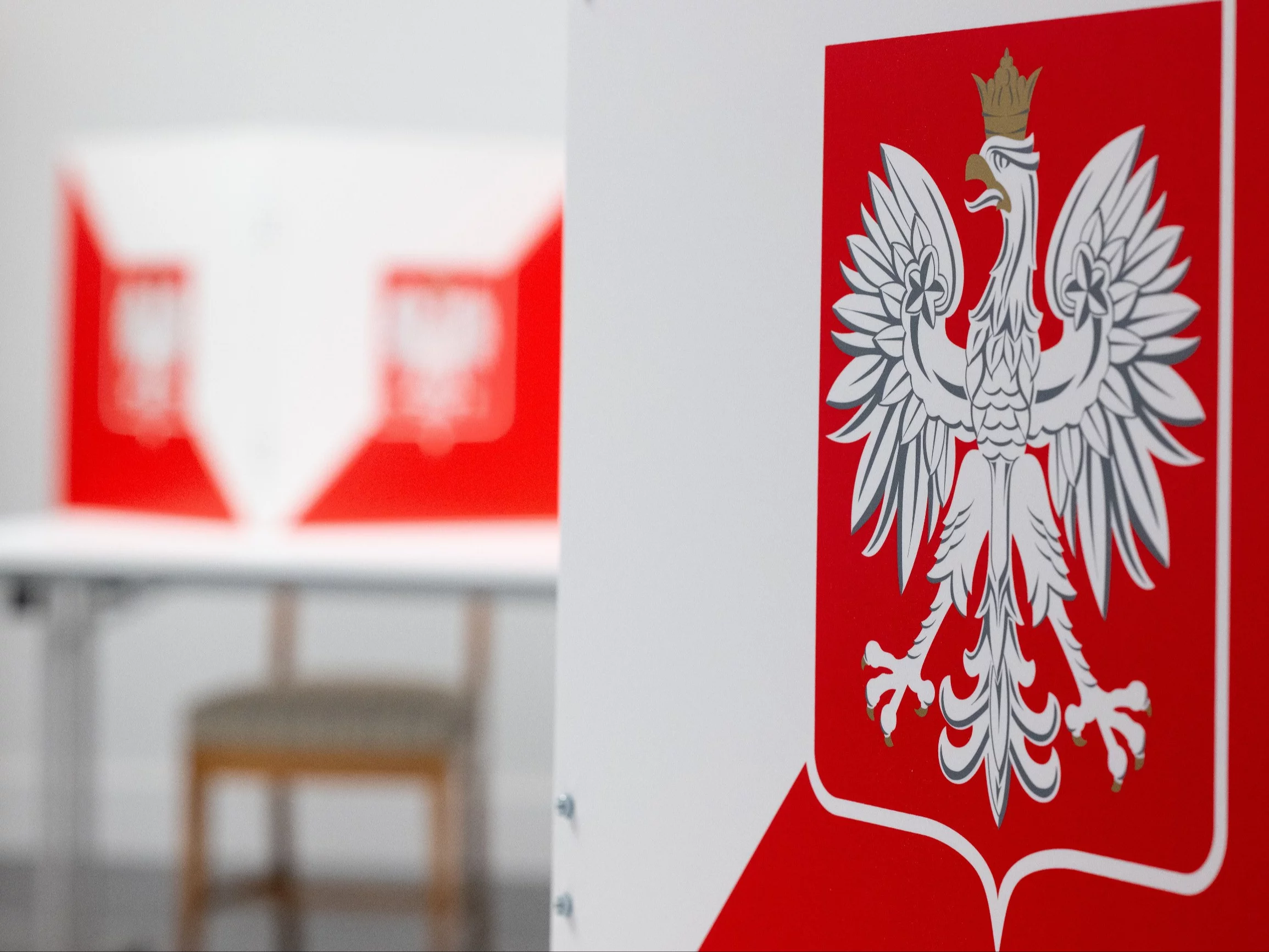 Głosowanie w lokalu wyborczym