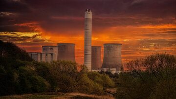 Elektrownia atomowa, zdjęcie ilustracyjne