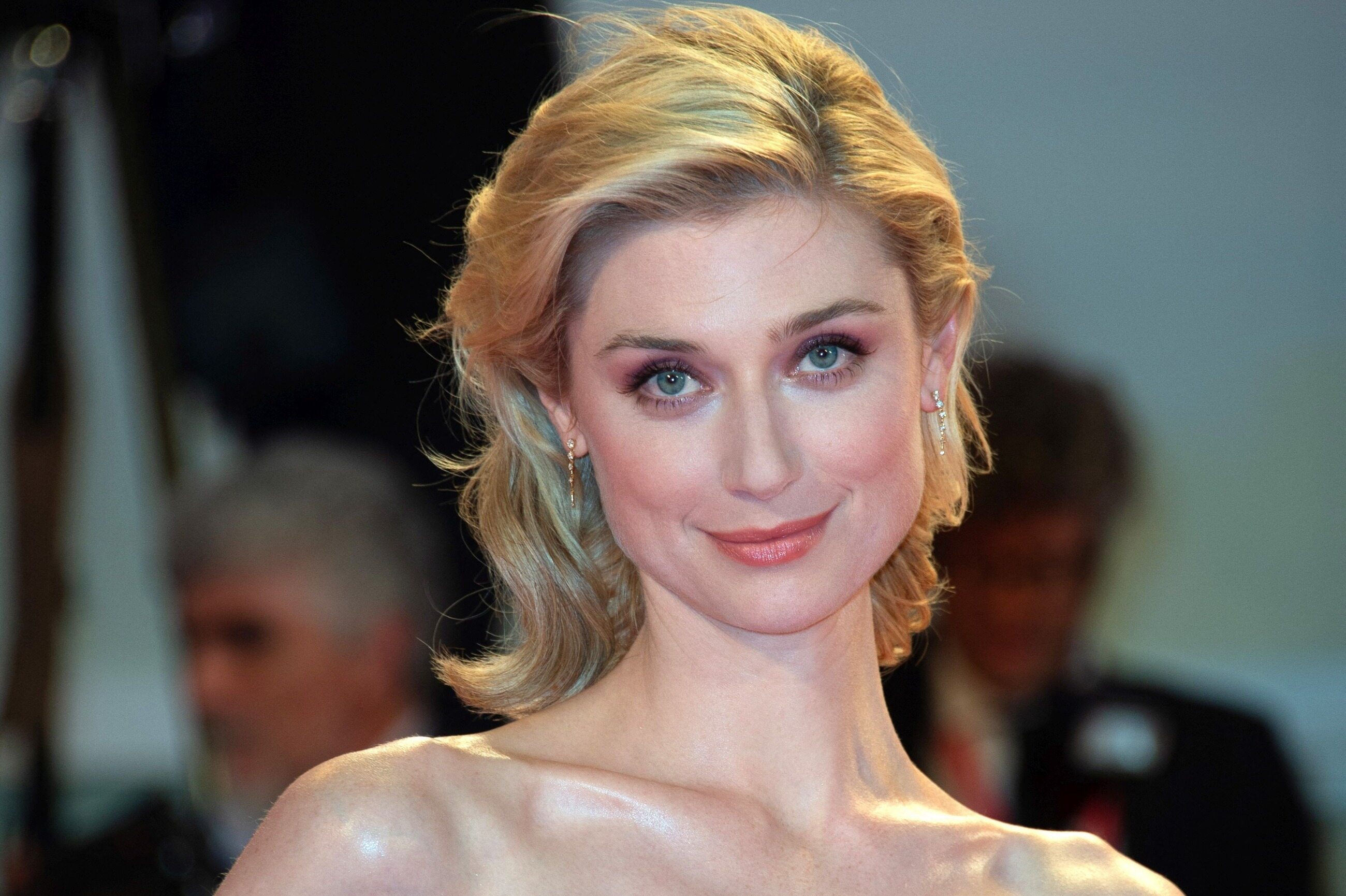 Elizabeth Debicki W The Crown Jako Diana Ojciec Aktorki Byl Polakiem