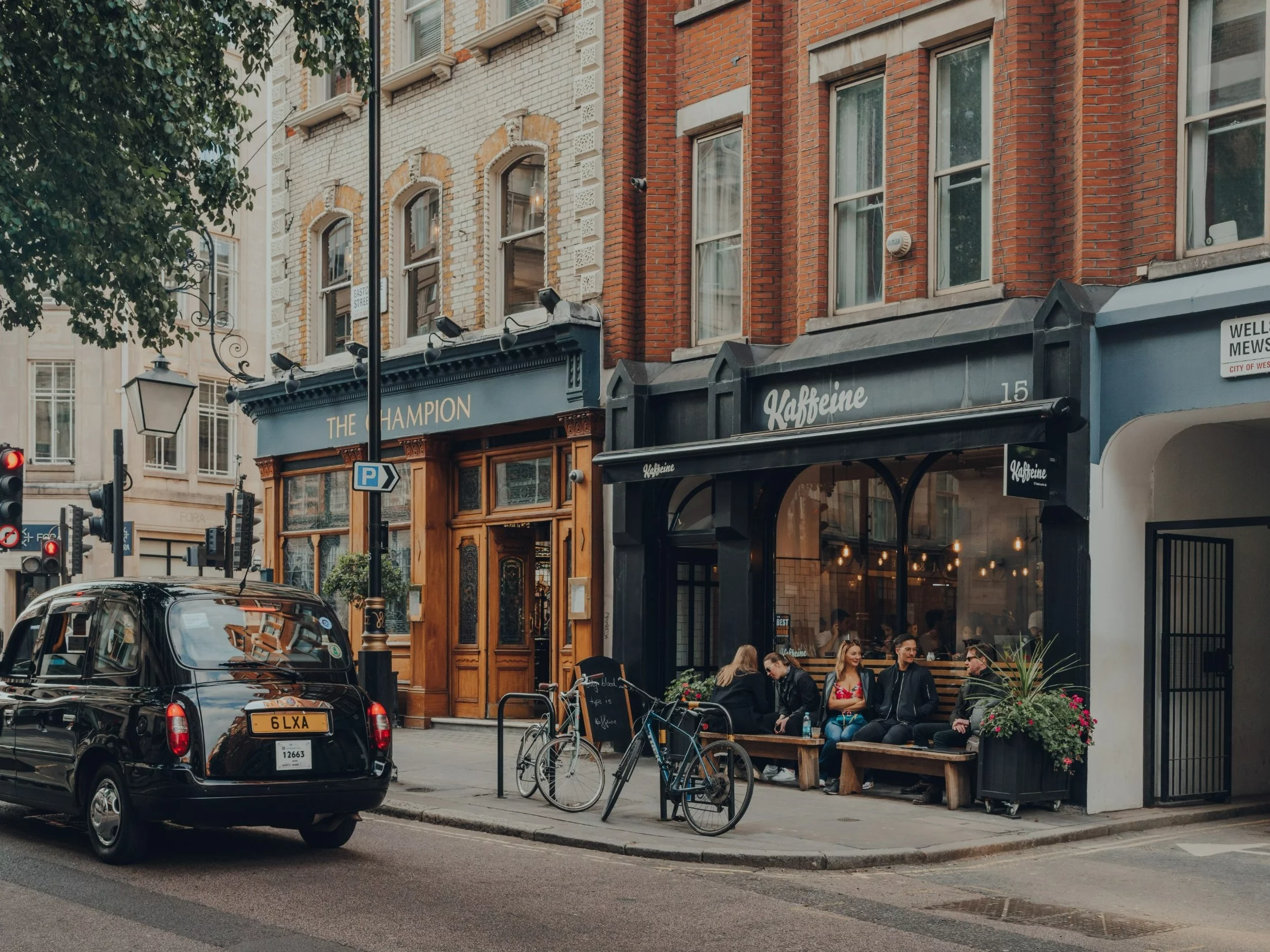 Tysiące Polaków pobiera emerytury w tym kraju. Znacznie wyższe niż u nas