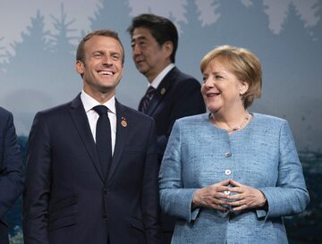 Emmanuel Macron, Angela Merkel