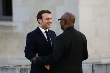 Emmanuel Macron i Ibrahim Boubacar Keita