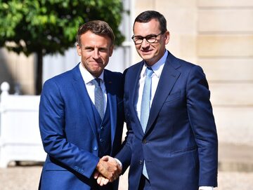 Emmanuel Macron i Mateusz Morawiecki