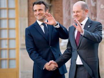 Emmanuel Macron i Olaf Scholz