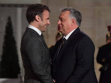 Emmanuel Macron i premier Węgier Viktor Orban