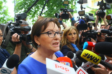 Ewa Kopacz przed przesłuchaniem w prokuraturze
