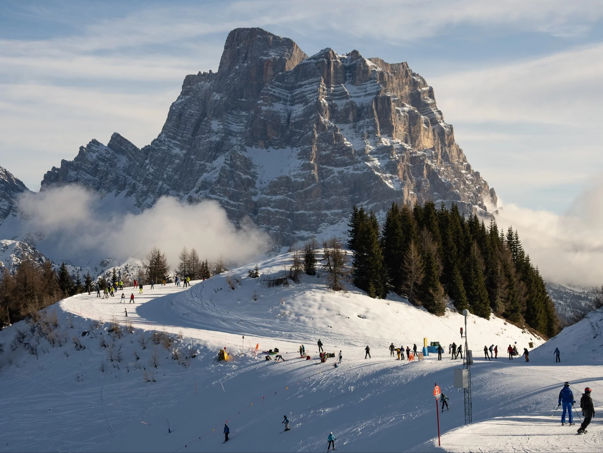 Ośrodek narciarski w Dolomitach we Włoszech