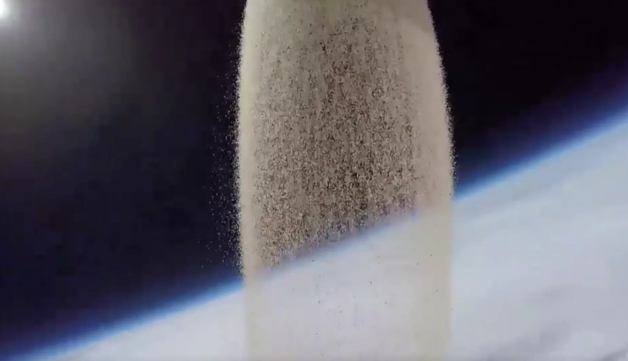 Próby wysyłania prochów w kosmos