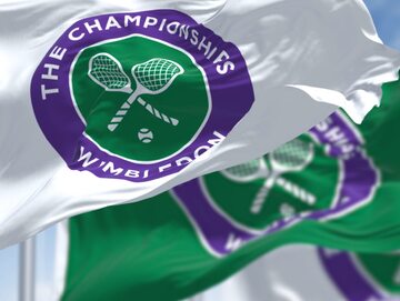 Flaga z logiem Wimbledonu