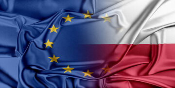 Flagi Unii Europejskiej i Polski