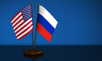 Flagi USA i Rosji