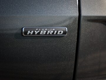 Ford Kuga: HEV vs. PHEV – test porównawczy napędów hybrydowych