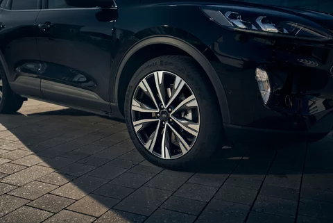Ford Kuga FHEV