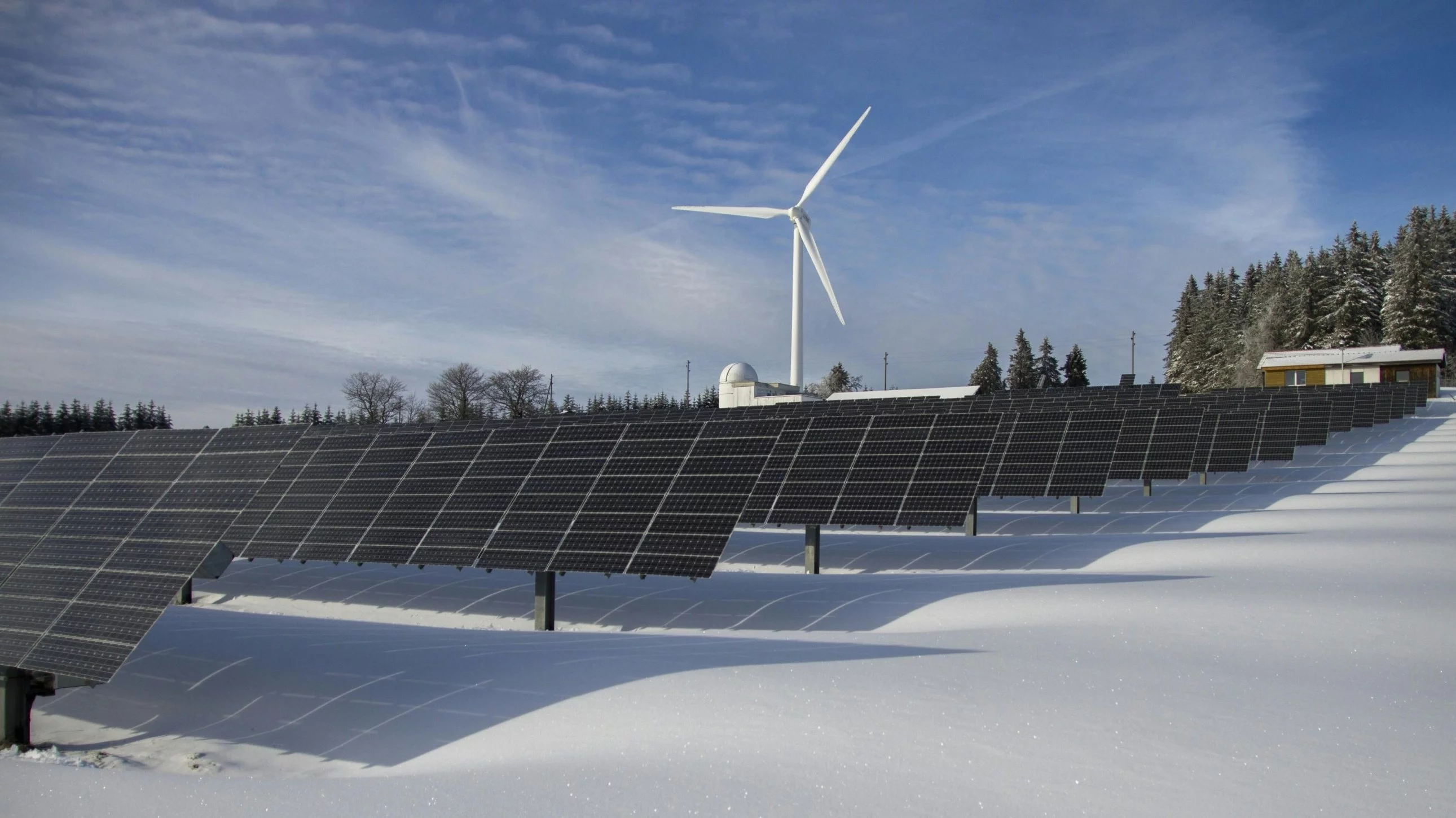Panele PV zachowują sprawność nawet w ekstremalnych temperaturach dochodzących do minus 40 stopni Celsjusza