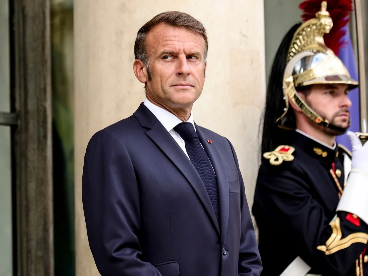 Francja u progu politycznej rewolucji. Macron ustąpi ze stanowiska?