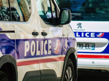 Francuska policja, zdjęcie ilustracyjne