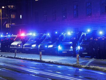 Funkcjonariusze policji oddali hołd poległym na służbie kolegom, 5 bm. we Wrocławiu