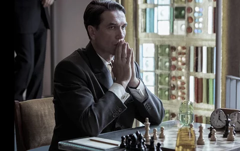 Marcin Dorociński jako Vasily Borgov w serialu „Gambit królowej”