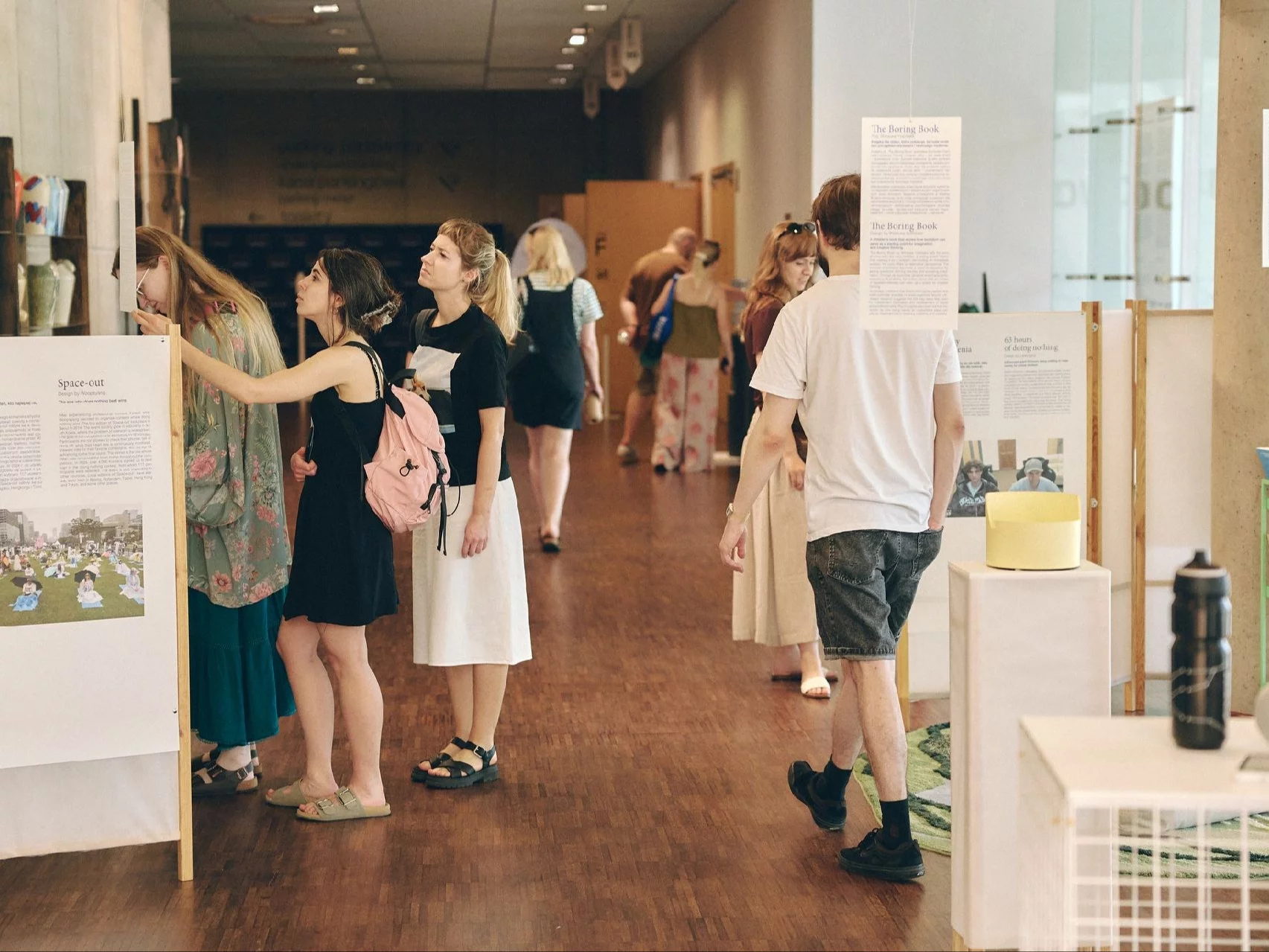 19. edycja Gdynia Design Days odbyła się pod hasłem „Bliżej”. W centrum zainteresowania znalazły się relacje projektowania z człowiekiem, miastem, rzemiosłem i środowiskiem