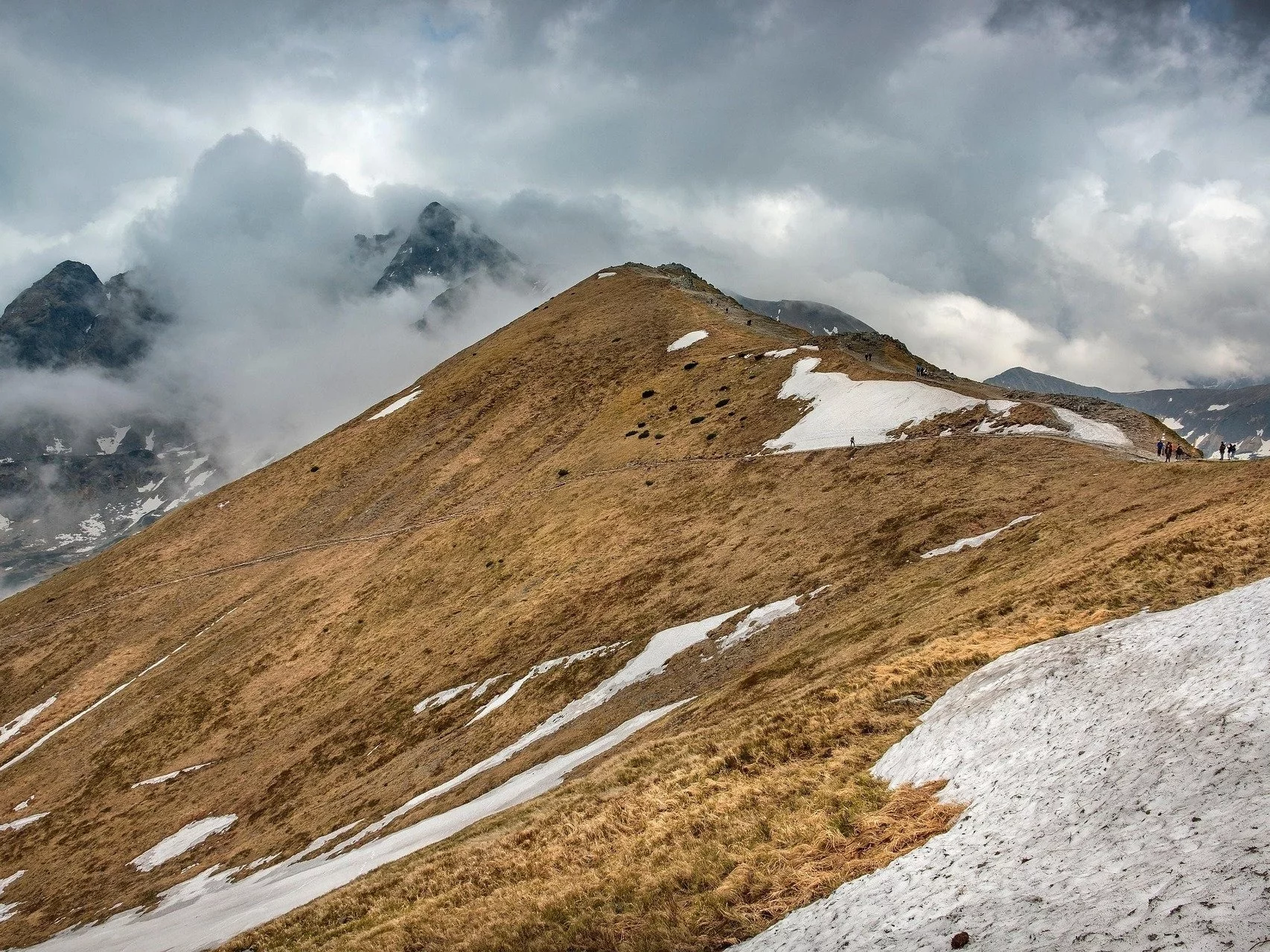 Polacy stawiają na zimowy urlop w kraju