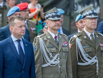Gen. Piotrowski i gen. Andrzejczak złożyli dymisje